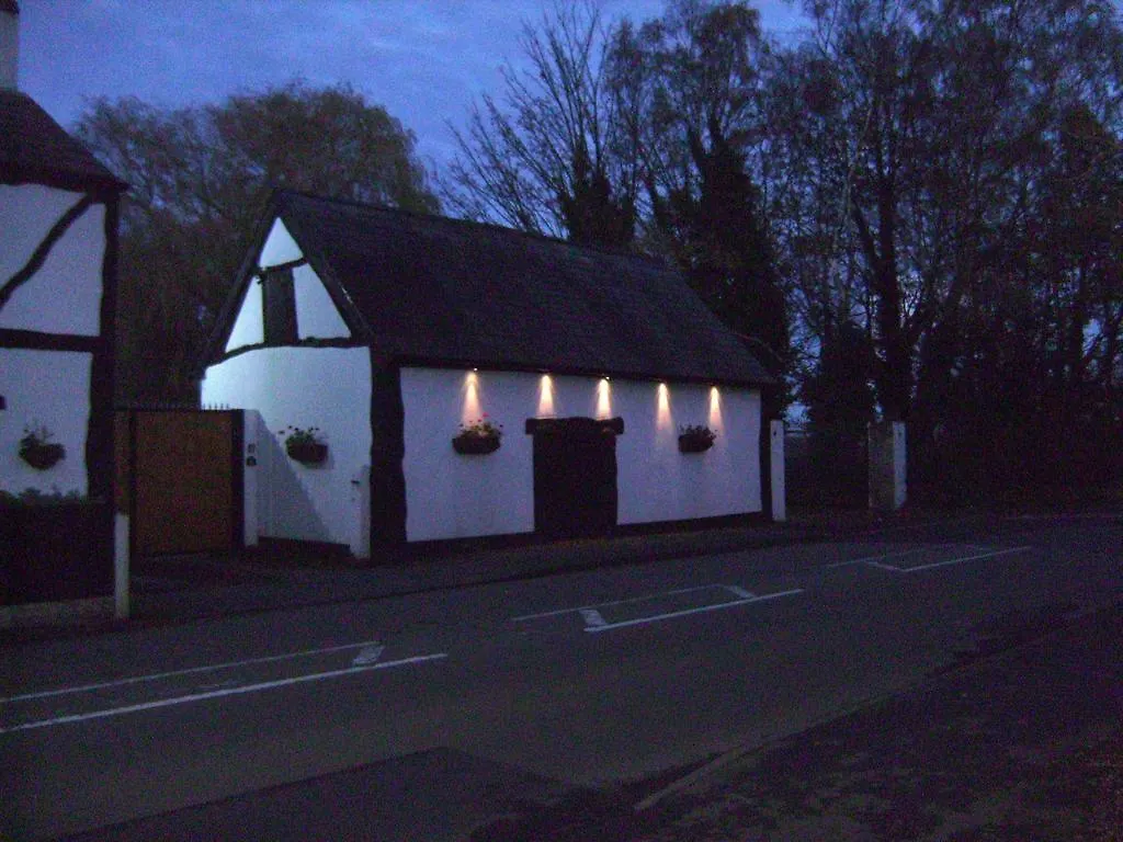 *** Bed and breakfast Brook Barn B&B Hale  Reino Unido
